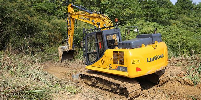 LiuGong CLG915E